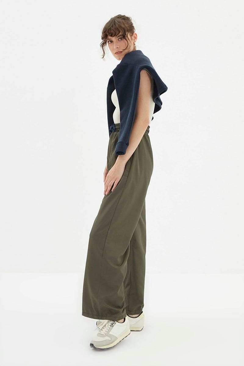 Pocket Detail Wide Leg Sweatpant Pocket Detail Wide Leg Sweatpant - Sweatpants 35