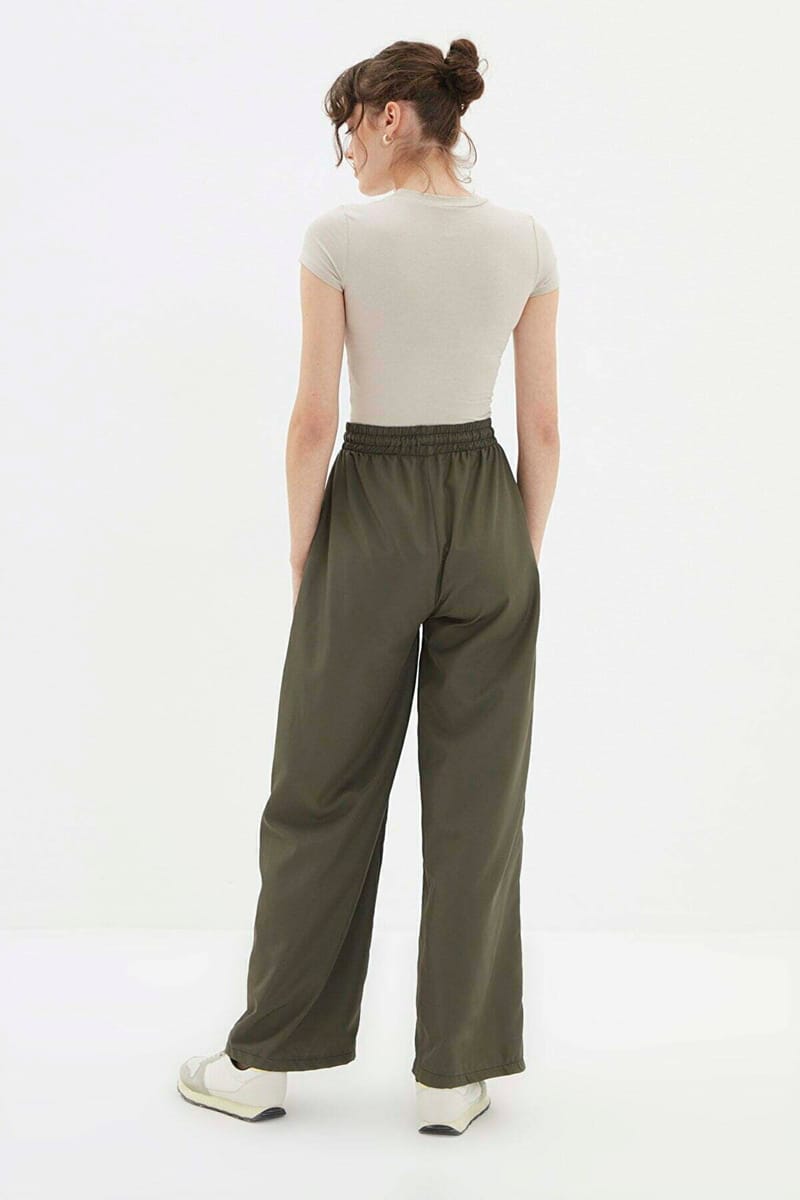 Pocket Detail Wide Leg Sweatpant Pocket Detail Wide Leg Sweatpant - Sweatpants 39