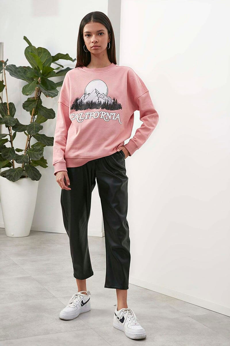 Pink Front Print Crew Neck Graphic Women's Sweatshirt Pink Front Print Crew Neck Graphic Women's Sweatshirt - Sweatshirts 19