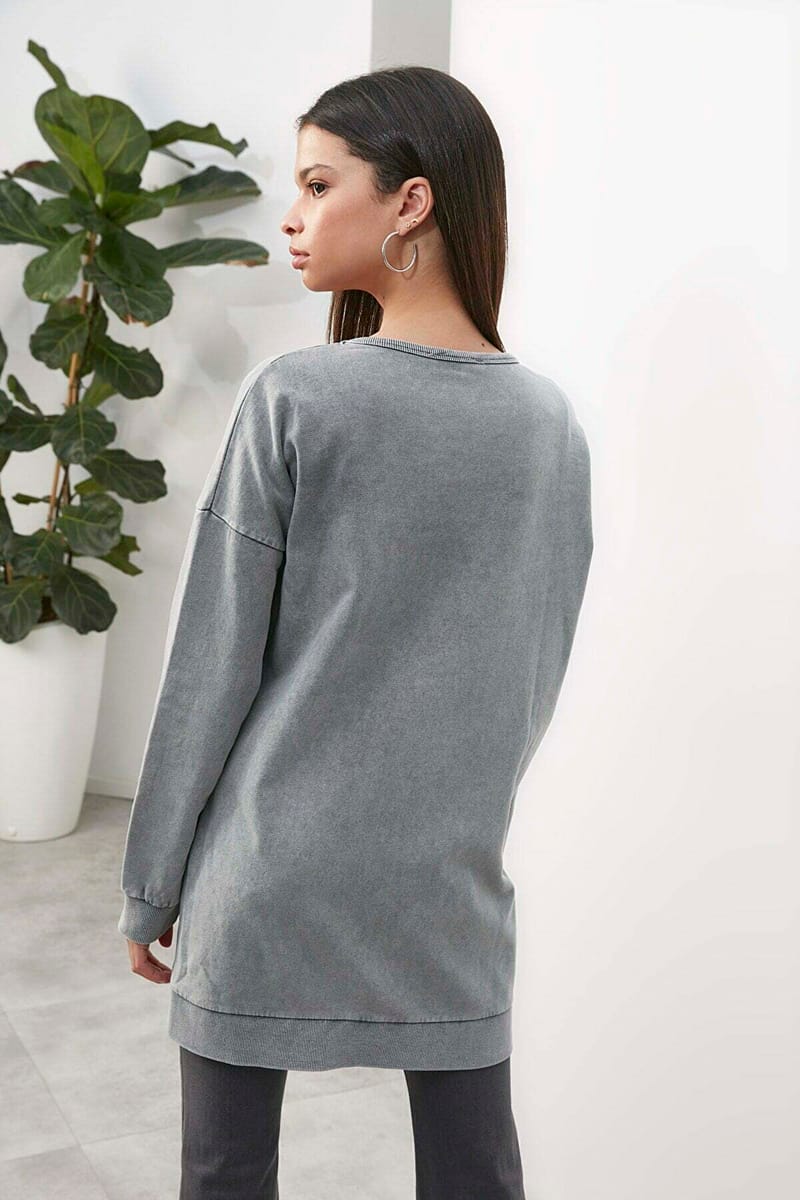 Grey Front Print Crew Neck Grey Graphic Women's Sweatshirt - Sweatshirts 18