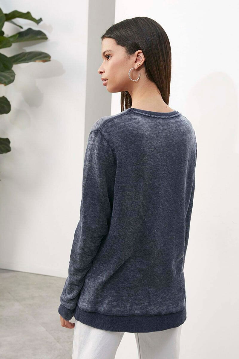Navy Front Print Crew Neck Graphic Women's Sweatshirt - Sweatshirts 19