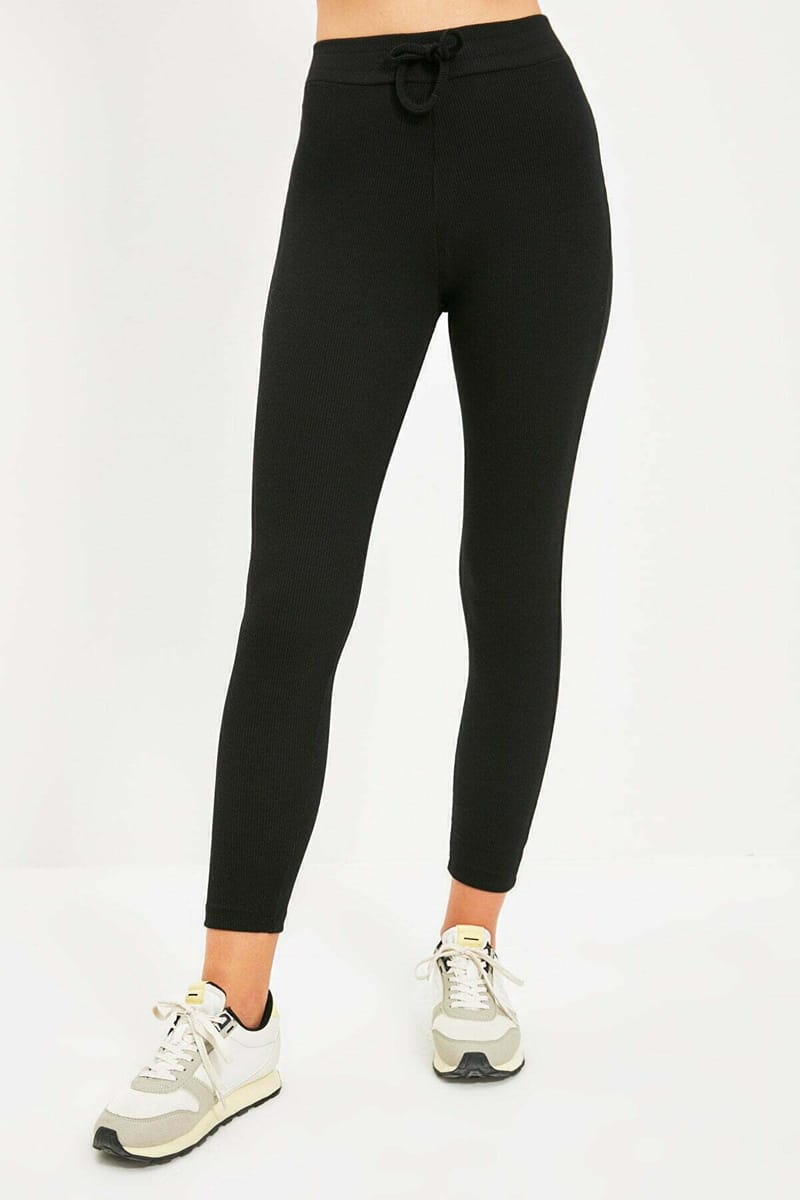 Black Skinny Leg Women's Pants - Tights & Leggings 32