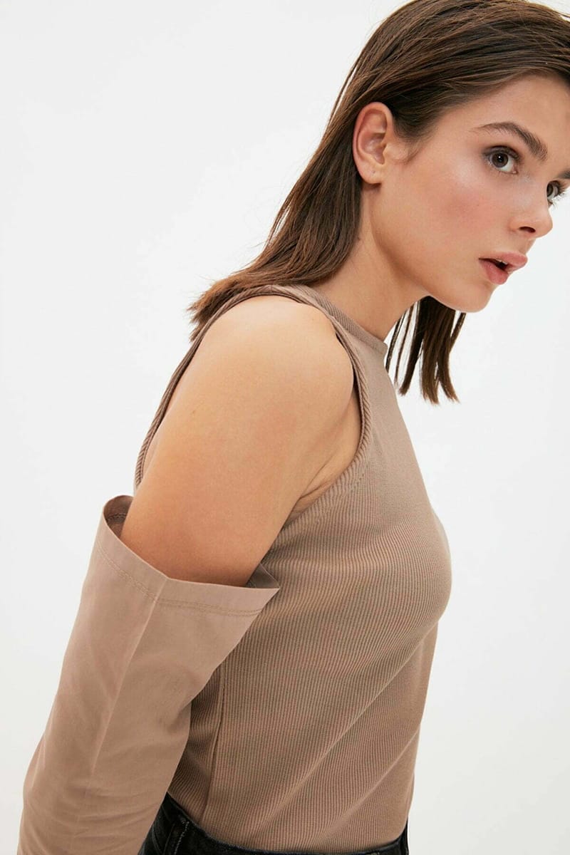 Beige Cold Shoulder Knitted Women's Top - Long Sleeve Tops 1