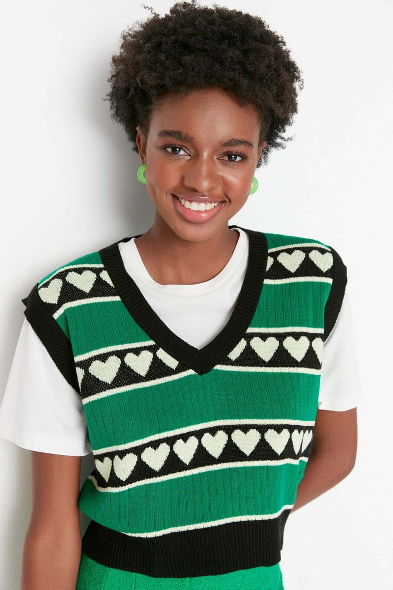 Jacquard V Neck Knitwear Top - Short Sleeve Tops 36