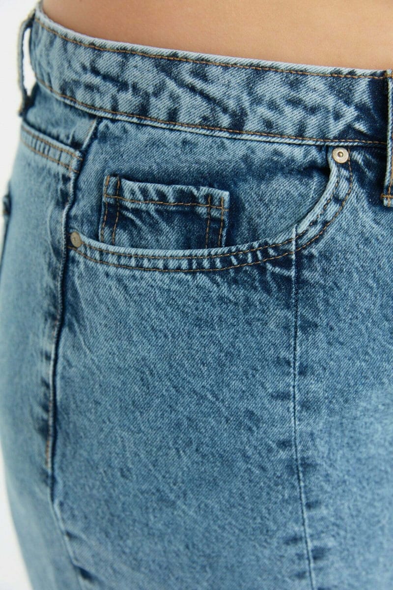 Plus Size Curve High Waist Jeans - Plus Size Pants & Leggings 28