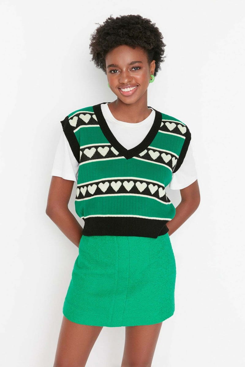 Jacquard V Neck Knitwear Top - Short Sleeve Tops 39