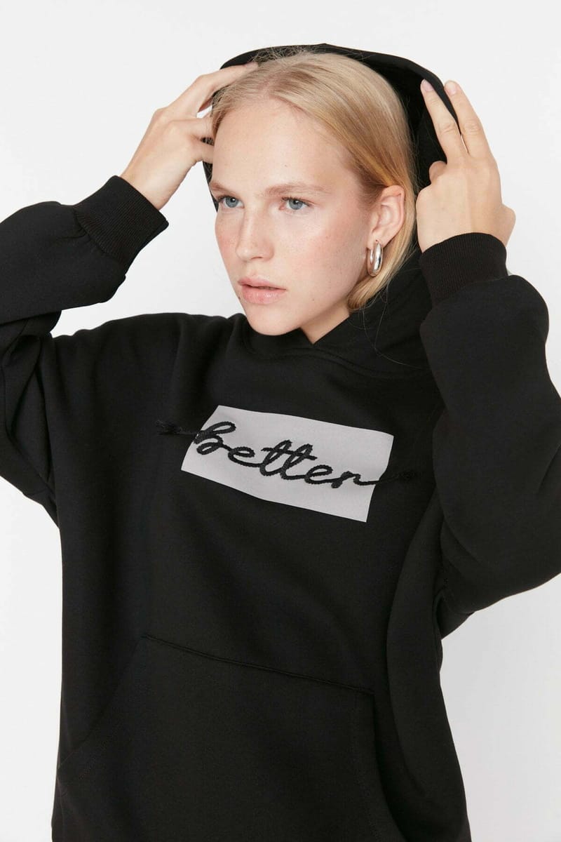 Front Embroidered Knitted Women's Hoodie - Hoodies 46