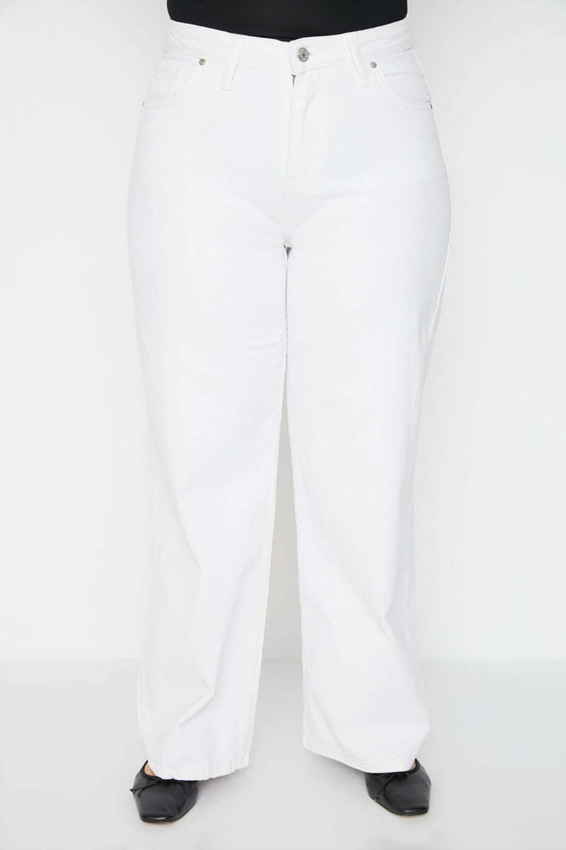 Plus Size High Waist Straight Jeans - Plus Size Pants & Leggings 32