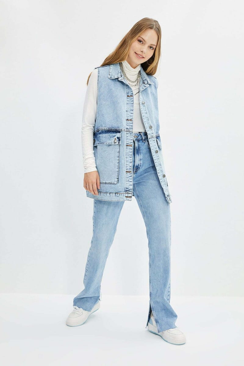Sleeveless Pocket Detail Denim Women's Jacket - Denim Jackets 18