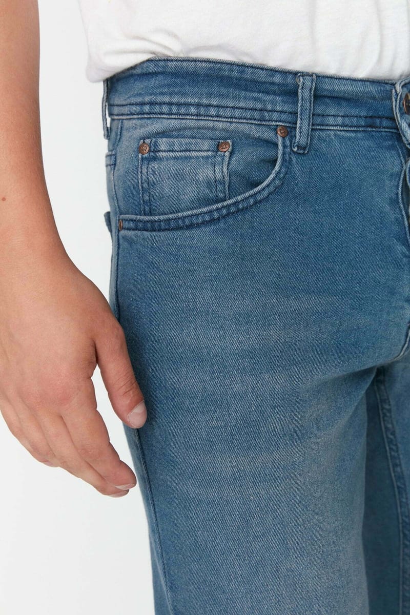Light Wash Skinny Fit Jeans - Skinny Jeans 38