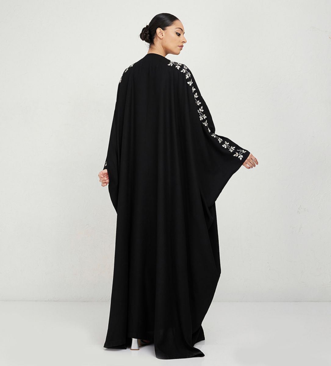Rosette Abaya - Women's Abayas 1