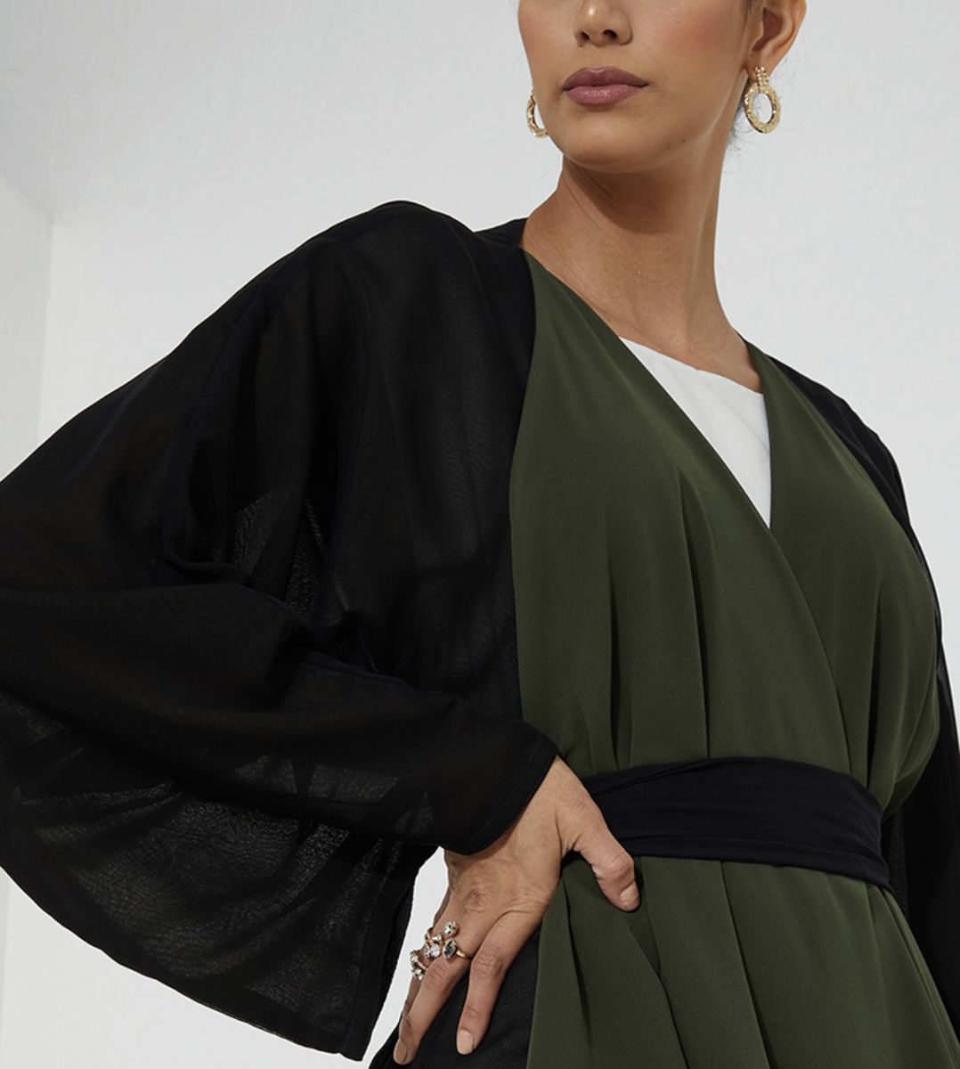 Rosette Abaya - Women's Abayas 2