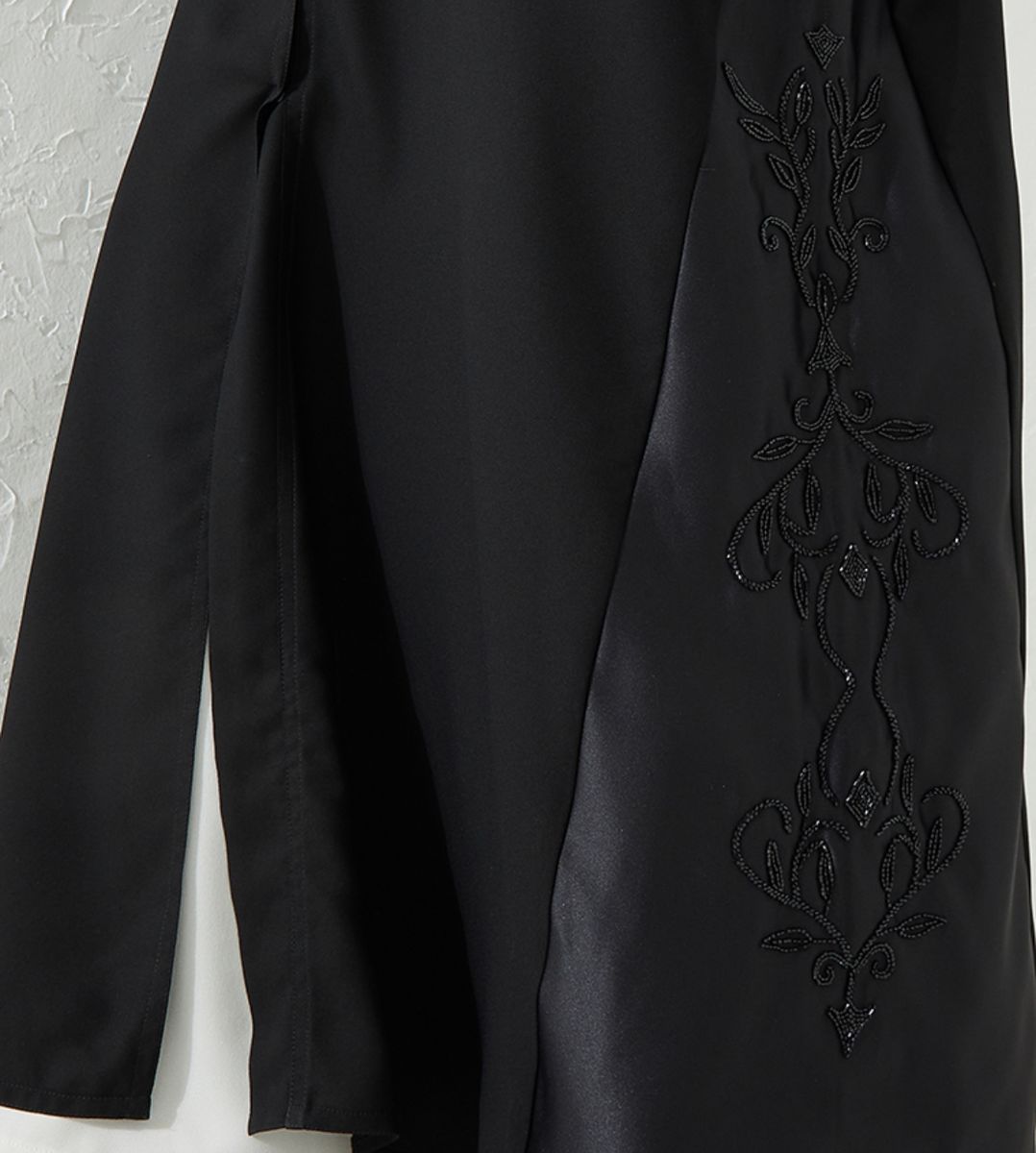 Rosette Abaya - Women's Abayas 1