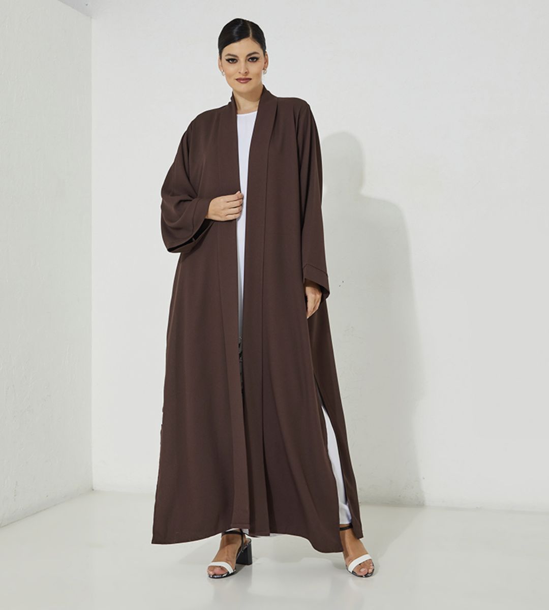 BOG Abaya Rosette Abaya - Women's Abayas 1