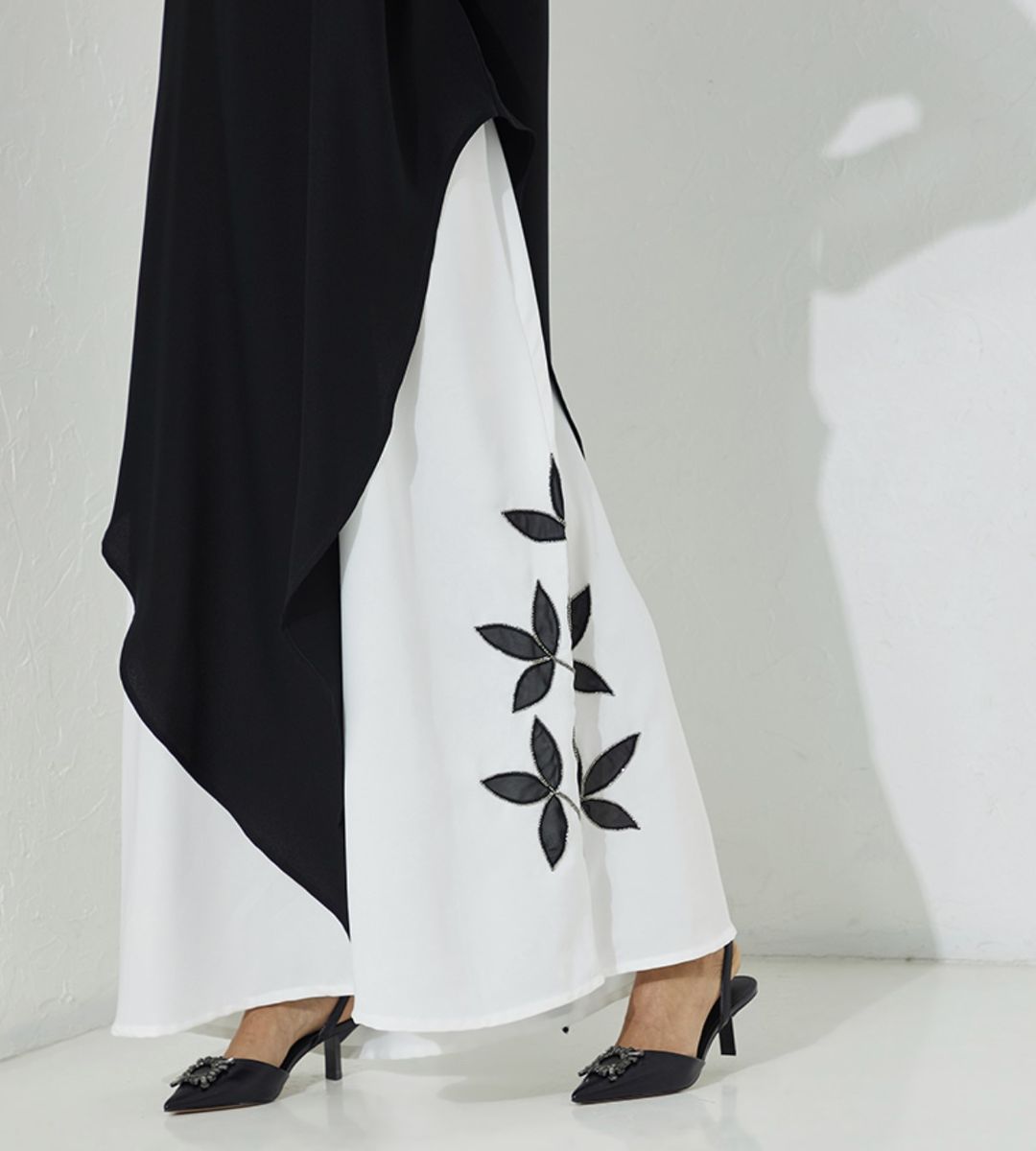 Rosette Abaya - Women's Abayas 2