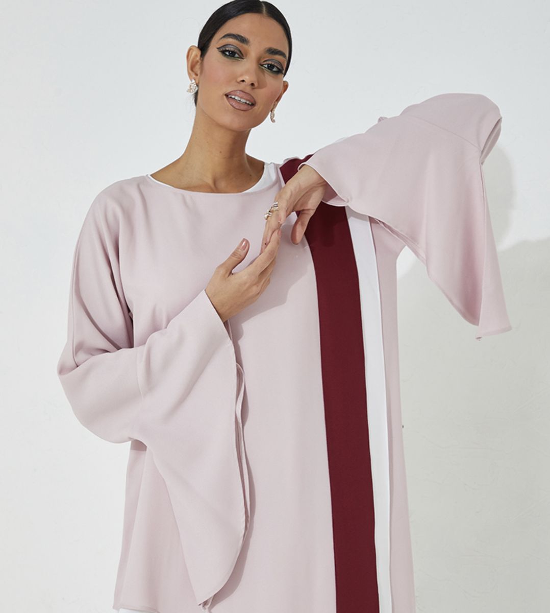 Linerose Abaya Rosette Abaya - Women's Abayas 2