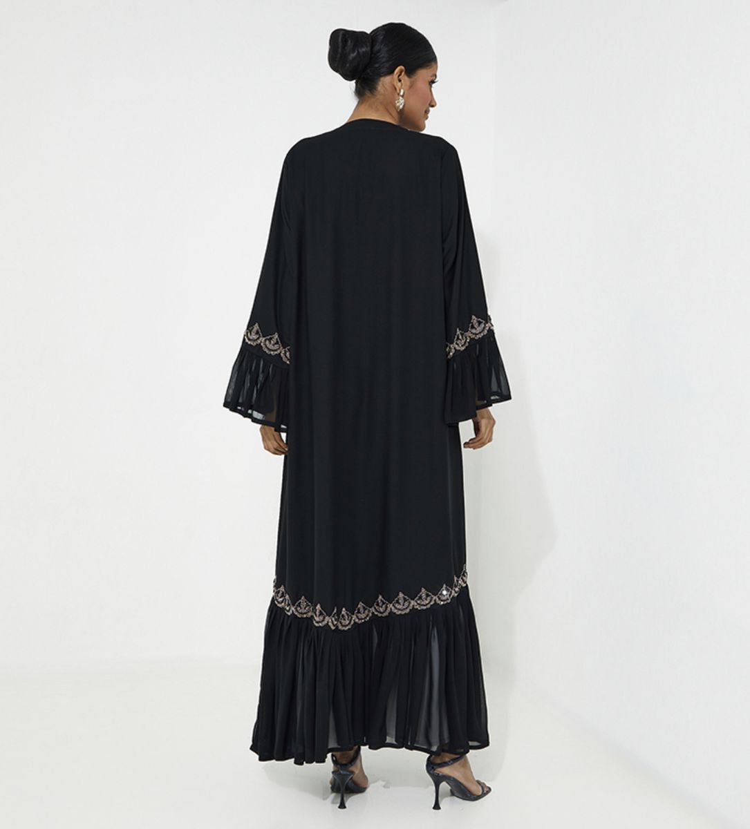Black ZR Abaya Rosette Abaya - Women's Abayas 1