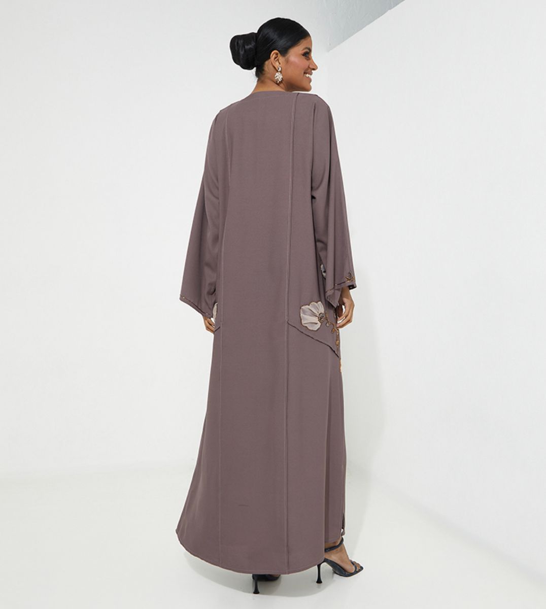 Rosette Abaya - Women's Abayas 3