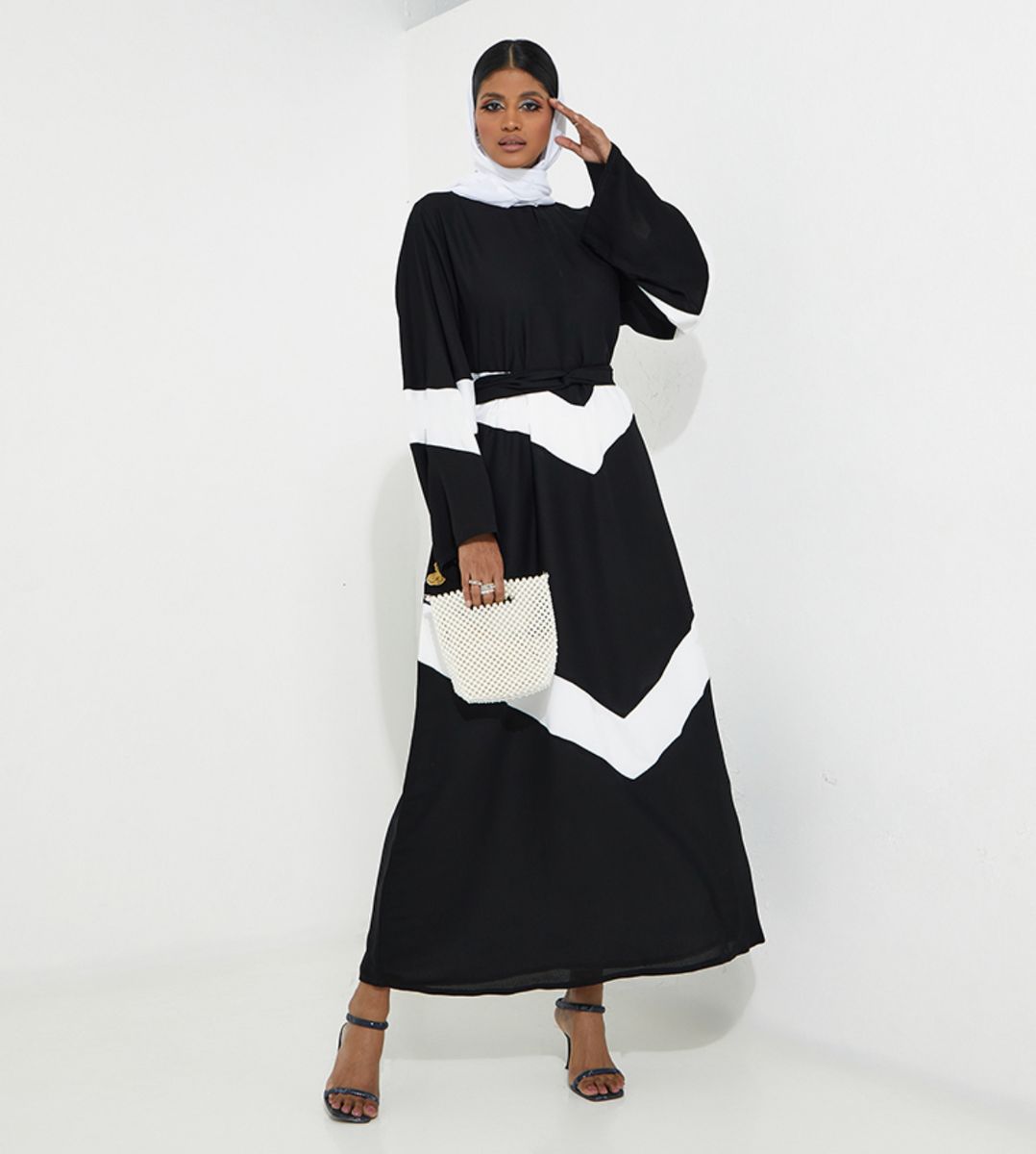 Rosette Abaya - Women's Abayas 3