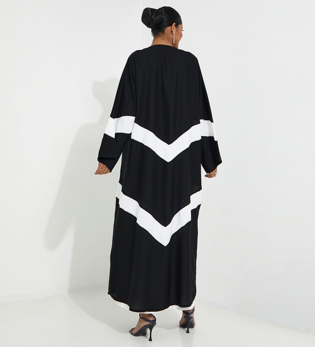 Rosette Abaya - Women's Abayas 1