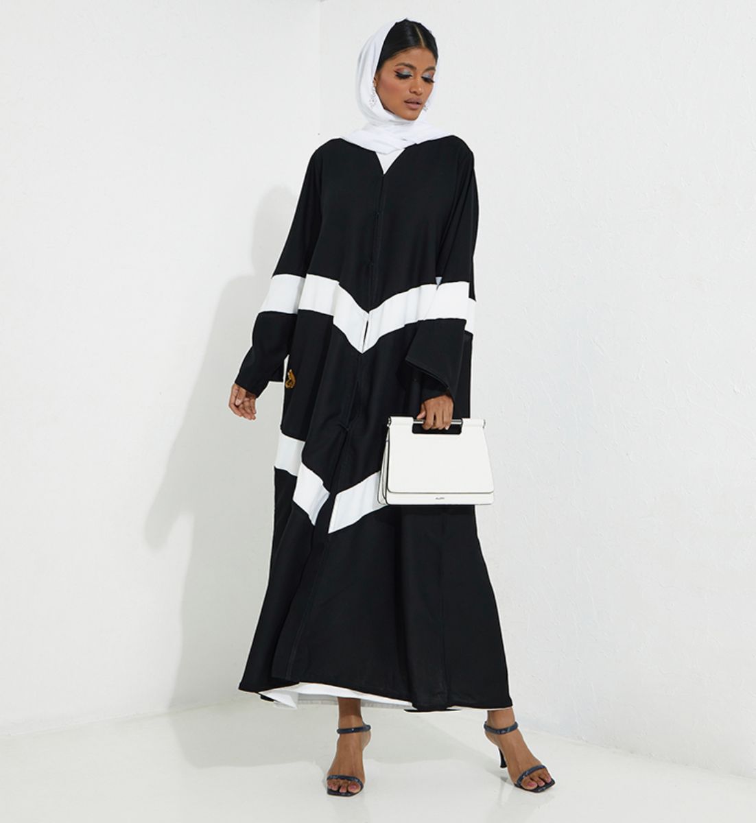 Rosette Abaya - Women's Abayas 3