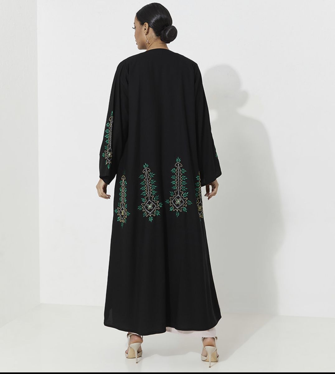 Rosette Abaya - Women's Abayas 1
