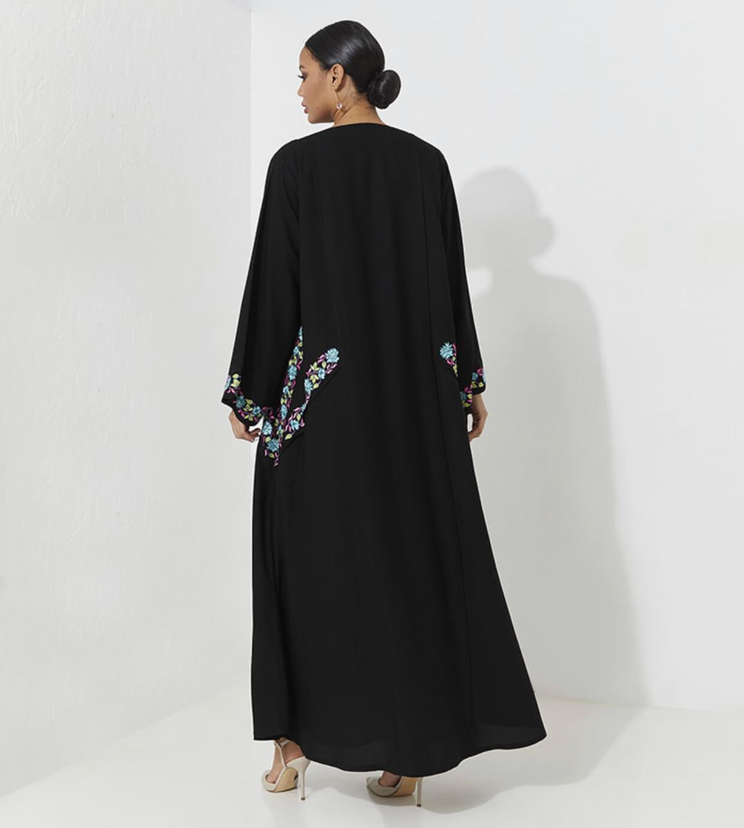 Rosette Abaya - Women's Abayas 1