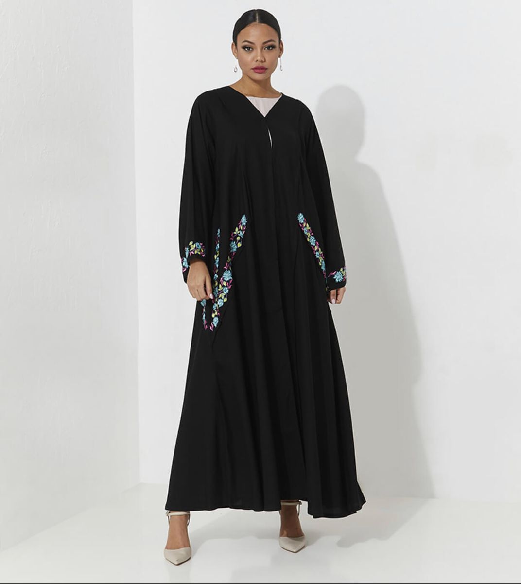 Rosette Abaya - Women's Abayas