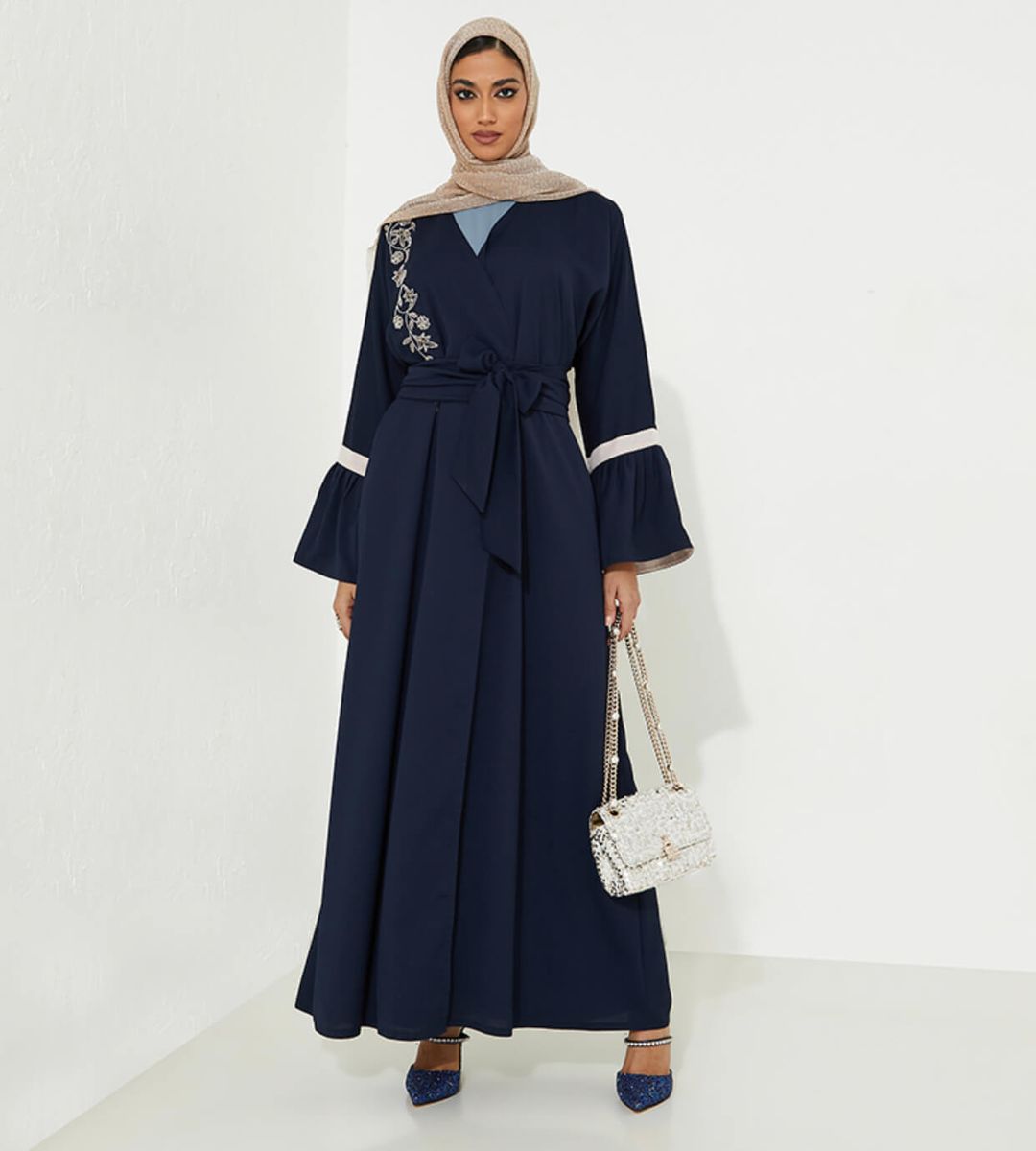 Rosette Abaya - Women's Abayas 3