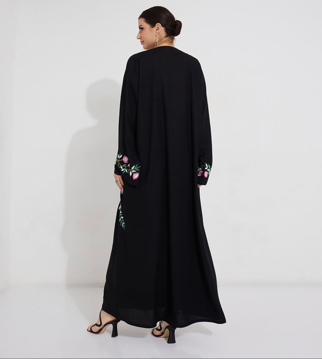Rosette Abaya - Women's Abayas 1