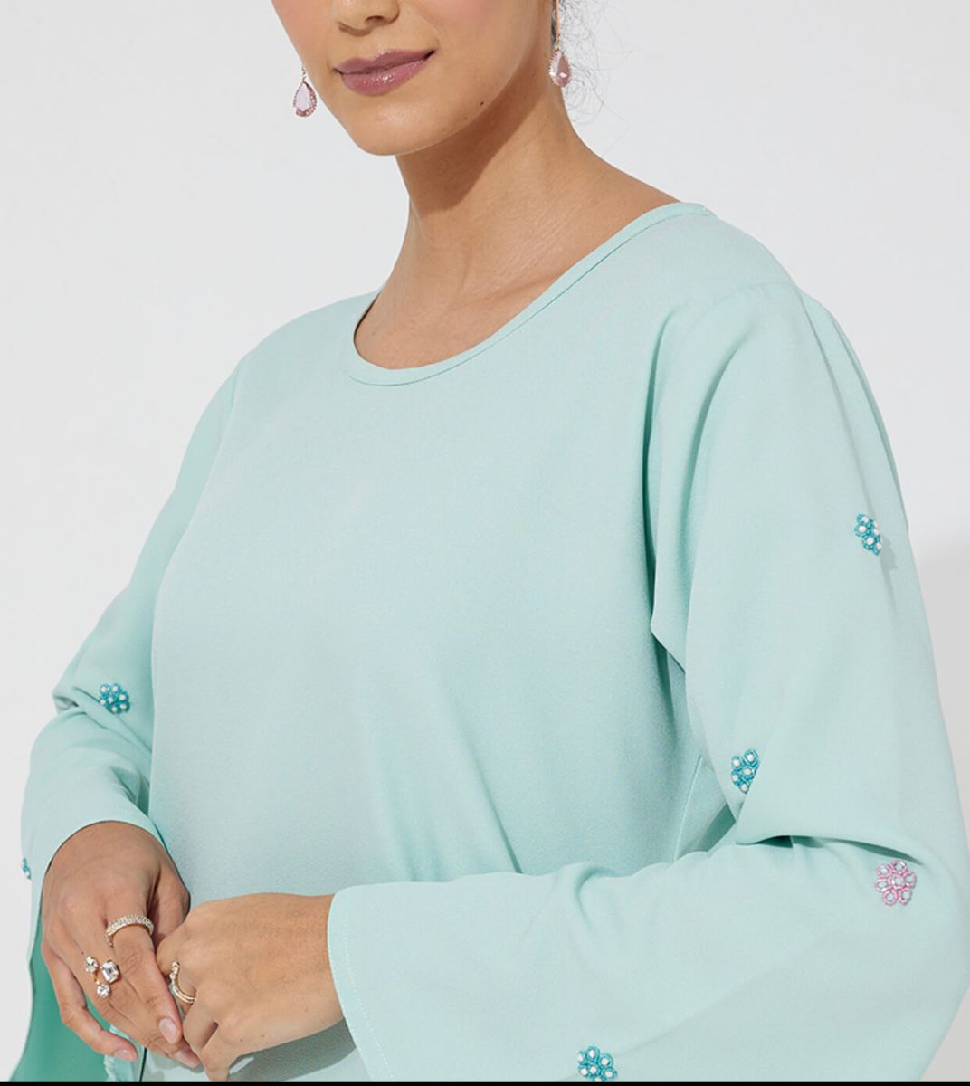 Rosette Abaya - Women's Abayas 2