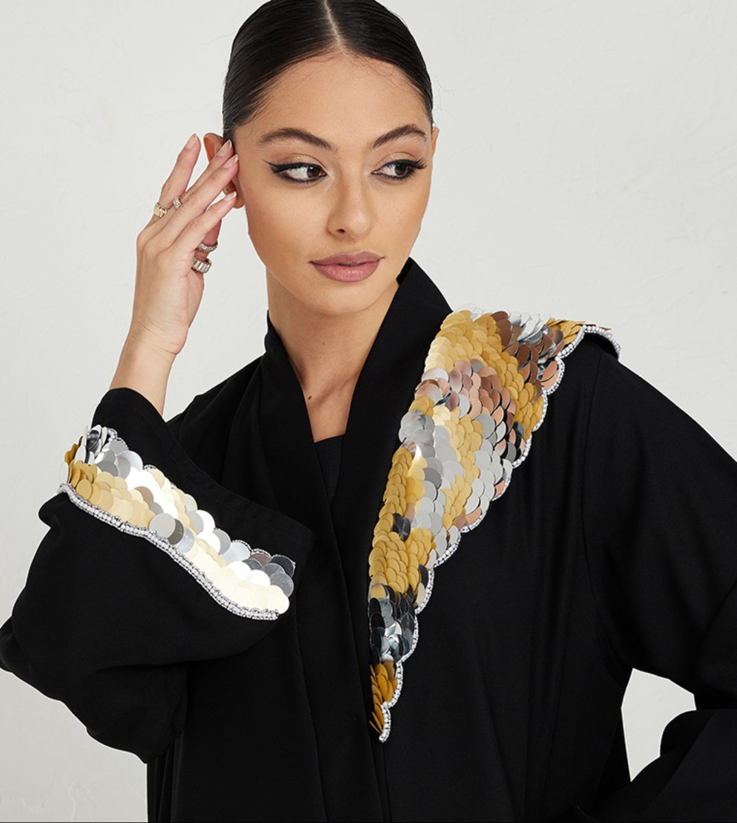 Golden Mermaid Abaya Women's Golden Mermaid Abaya - Abayas 1