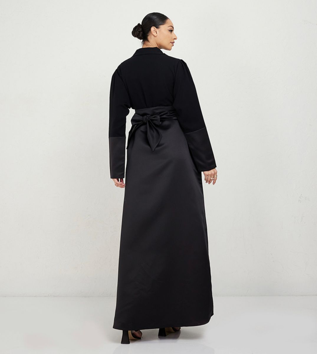 Black Bridal Queen Abaya - Abayas 1