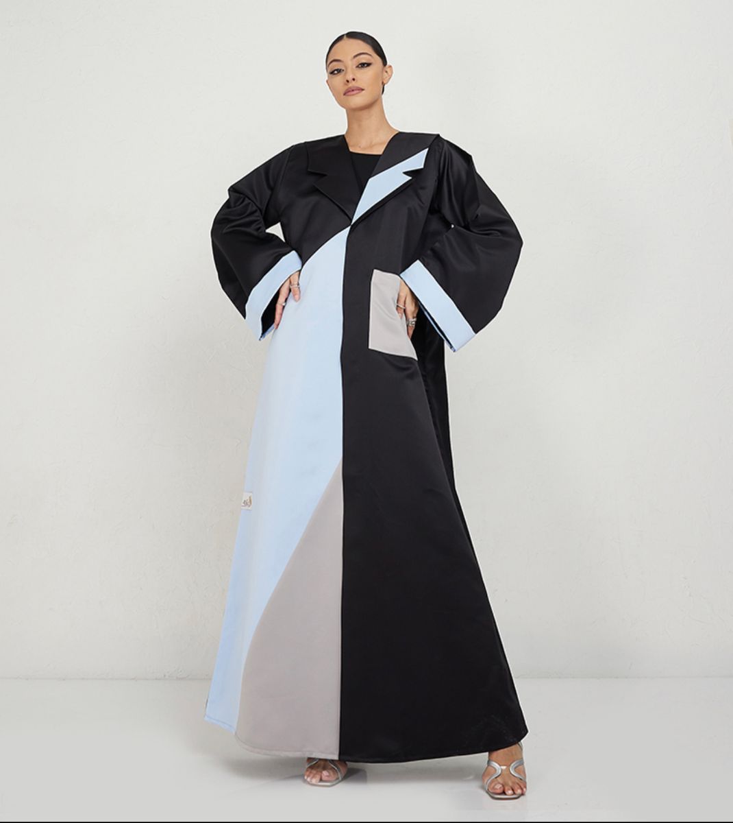 Black Abaya With Blue Cut Design & Grey Pocket - Abayas 3