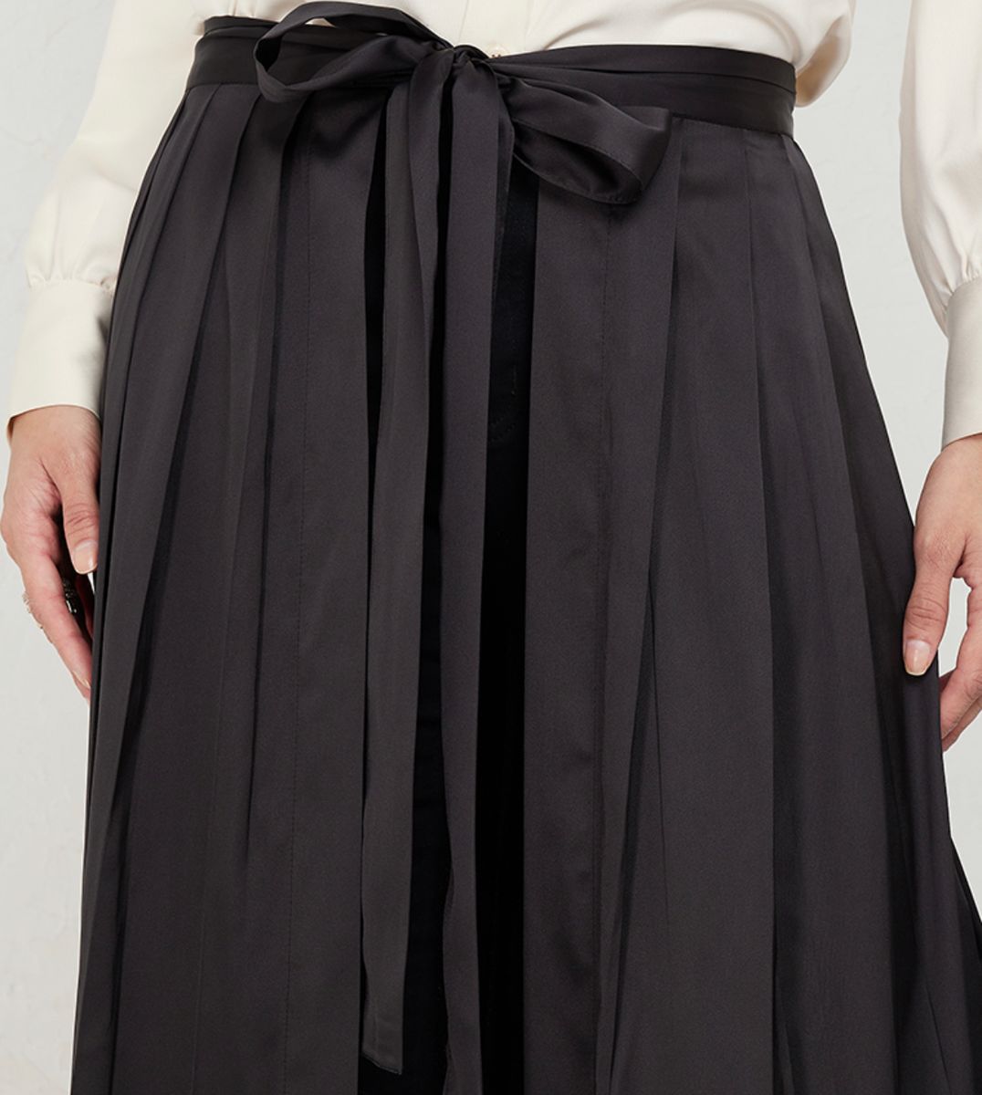 Women's Black Abaya Skirt - Maxi Skirts 3