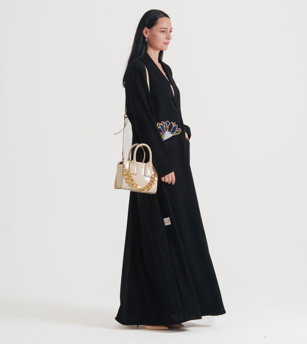 Coloring Lulu Pocket Abaya - Abayas 4