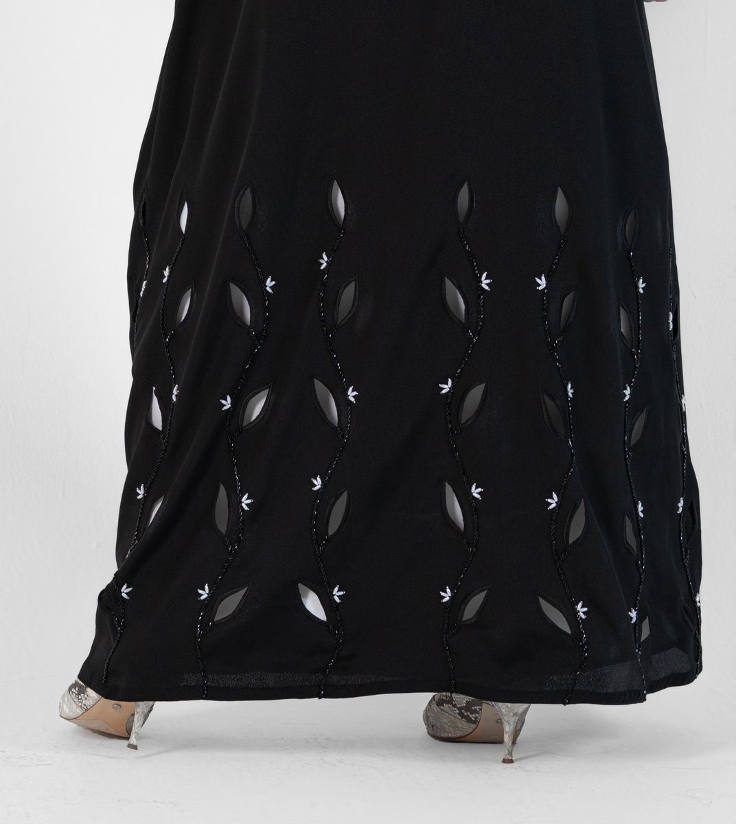 Rosette Abaya - Women's Abayas 1