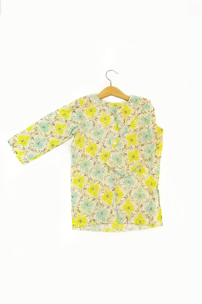 Stylish Floral Kurta And Pyjama Set