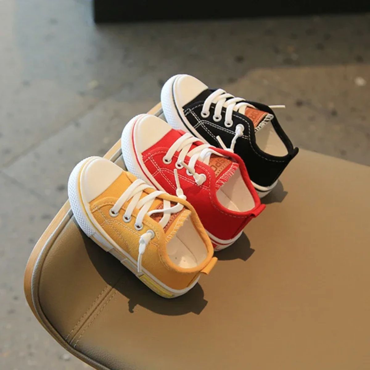 Generic - Kids's Low Top Sneakers 4