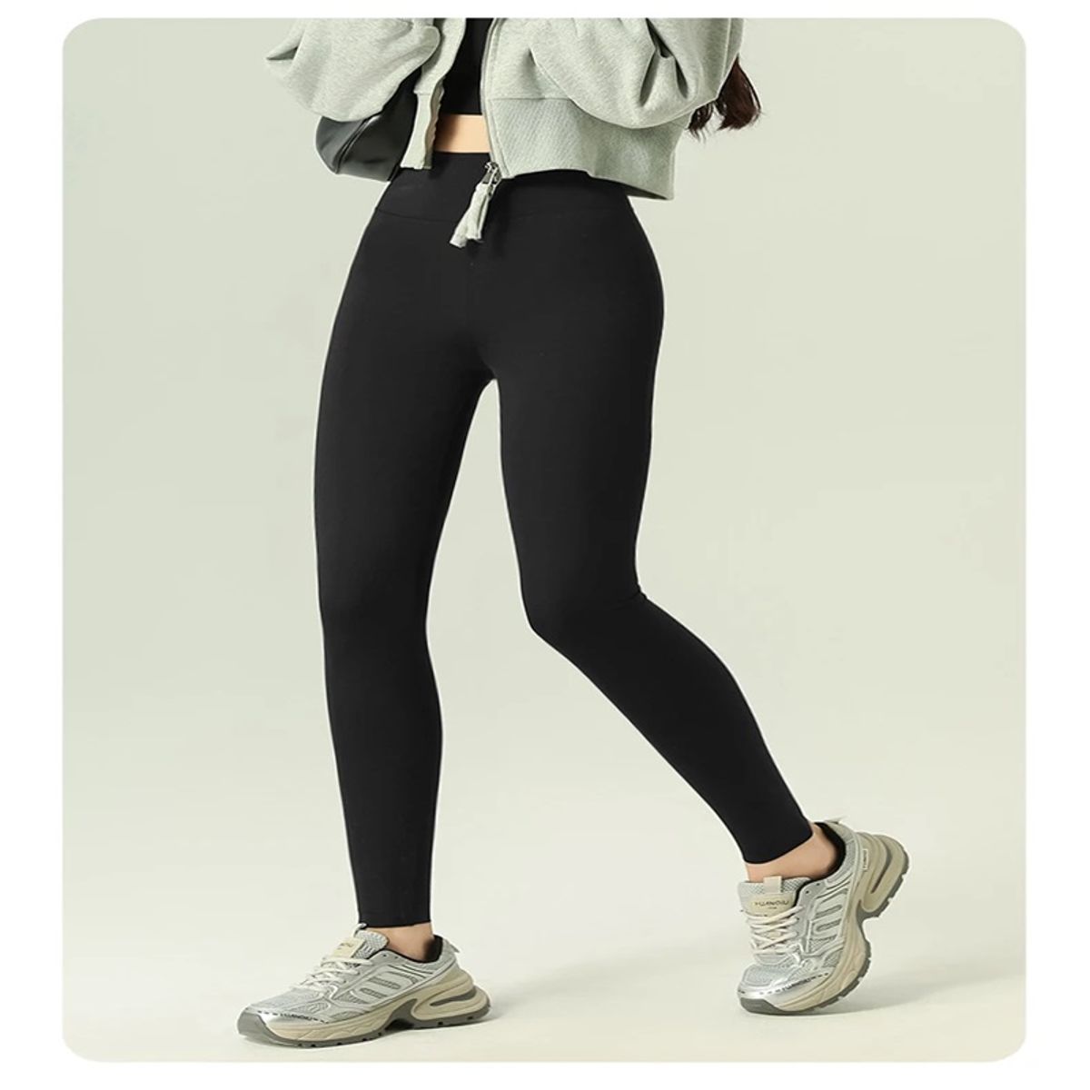 Seamless High-Waist Leggings for Running and Everyday Fitness