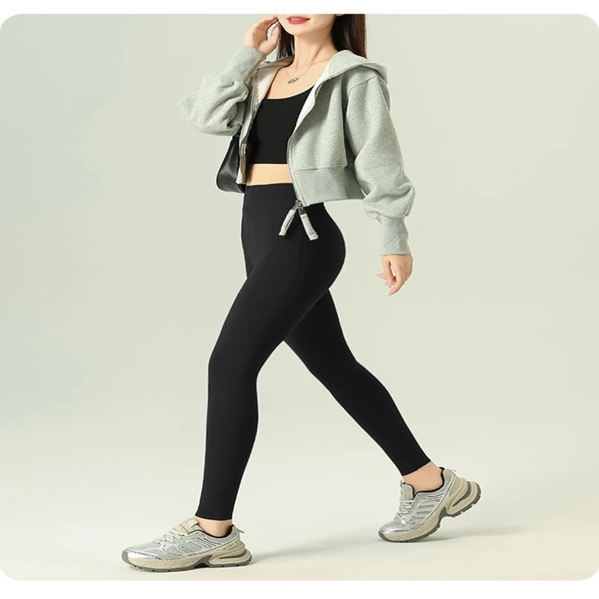 Seamless High-Waist Leggings for Running and Everyday Fitness