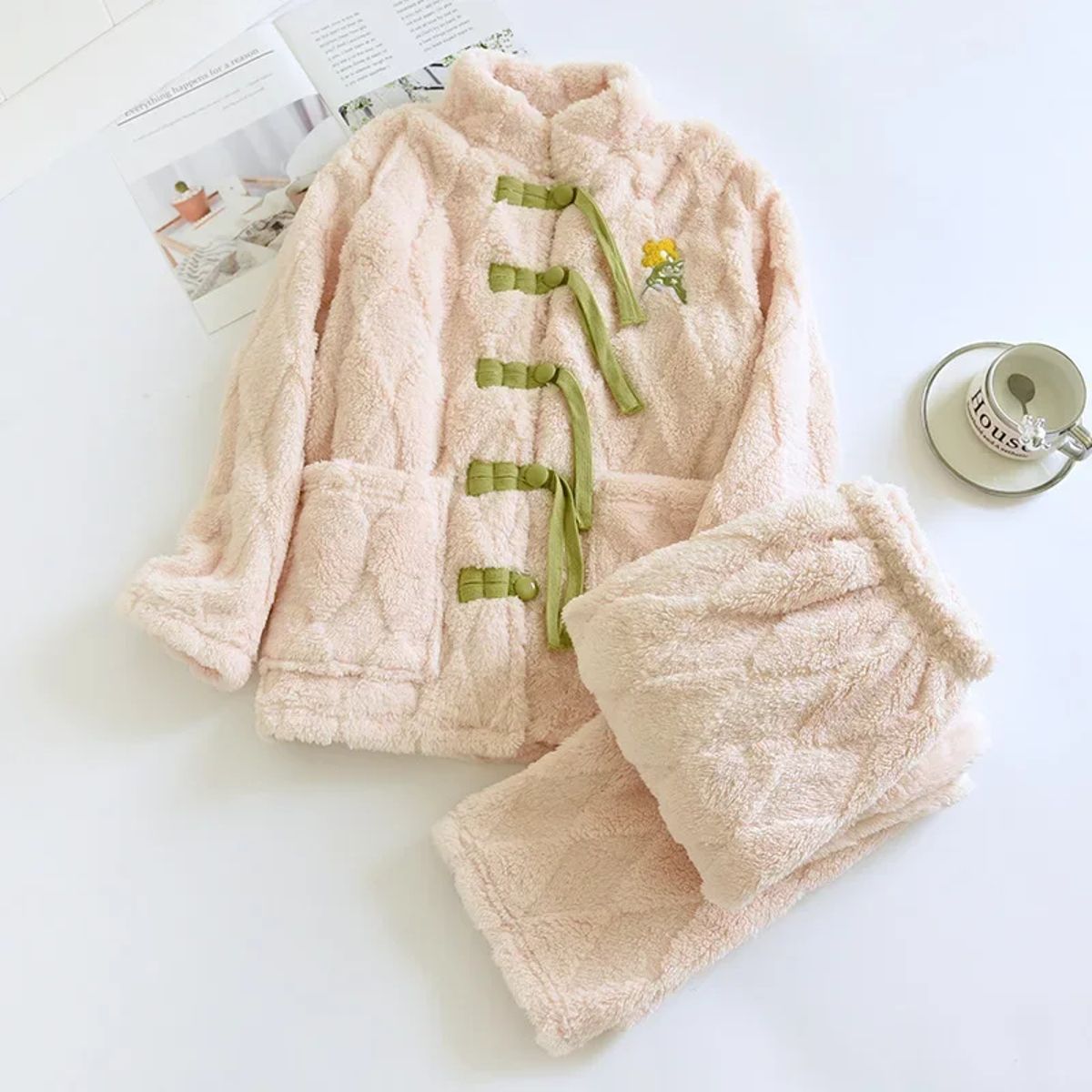 Plaid Flannel Pajama Set – Warm Winter Comfort for Home