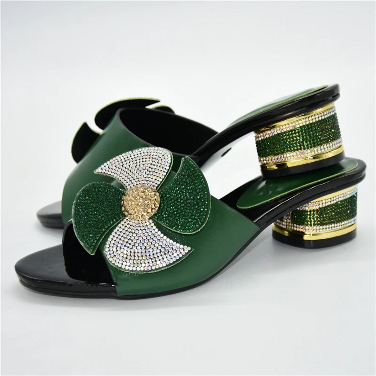 Stylish Party Platform Slingbacks with Rhinestone Round Heels Stylish Party Platform Slingbacks with Rhinestone Round Heels