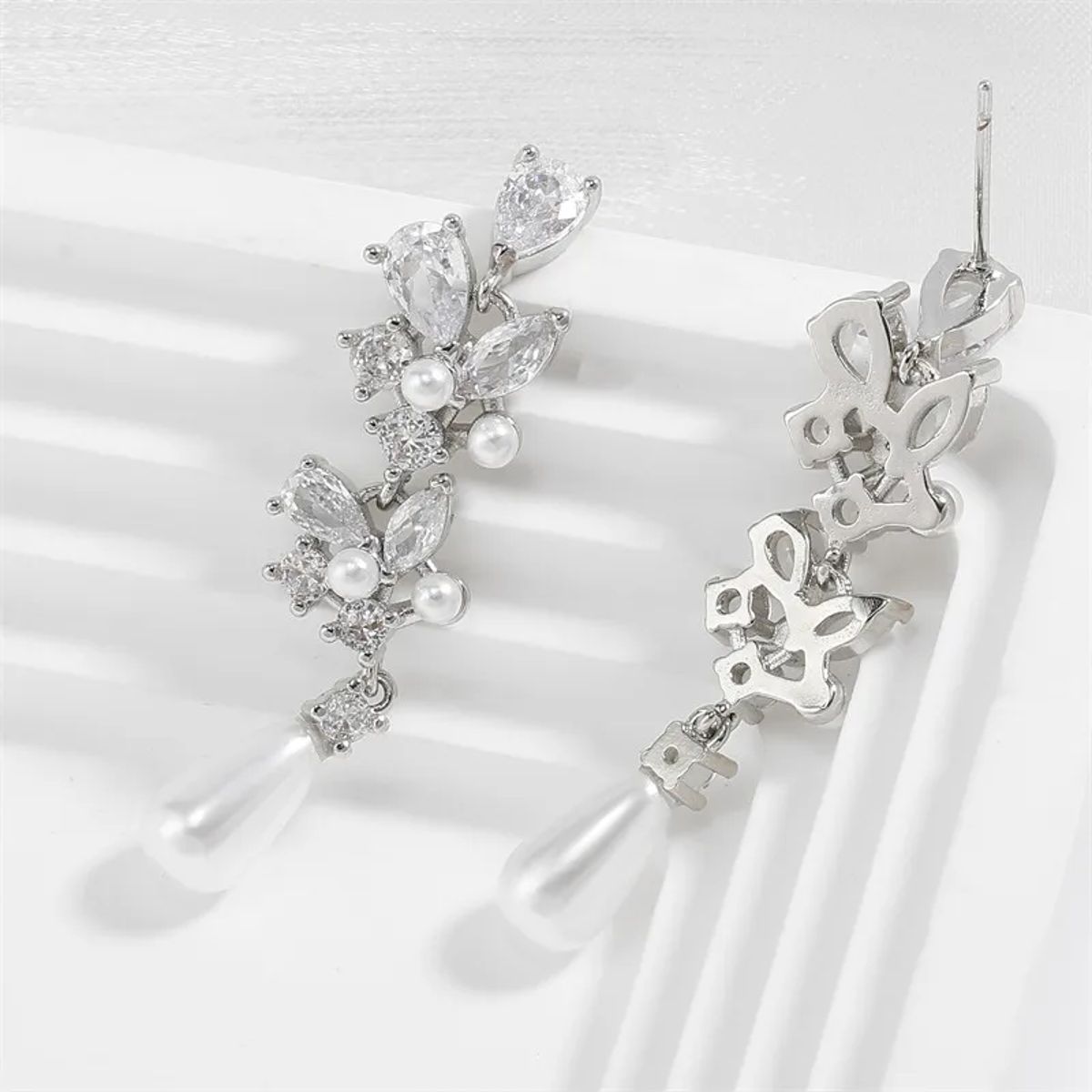 Elegant Imitation Pearl Dangle Earrings with Zircon Flower Detail