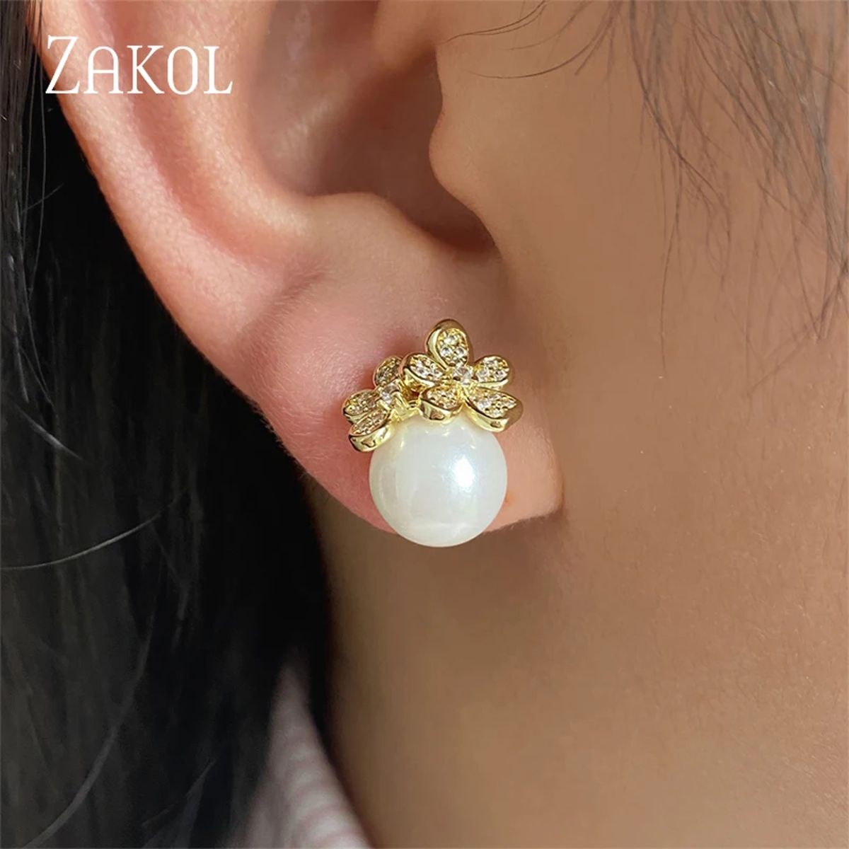 Elegant Micro Inlay Zircon Flower Stud Earrings for Women