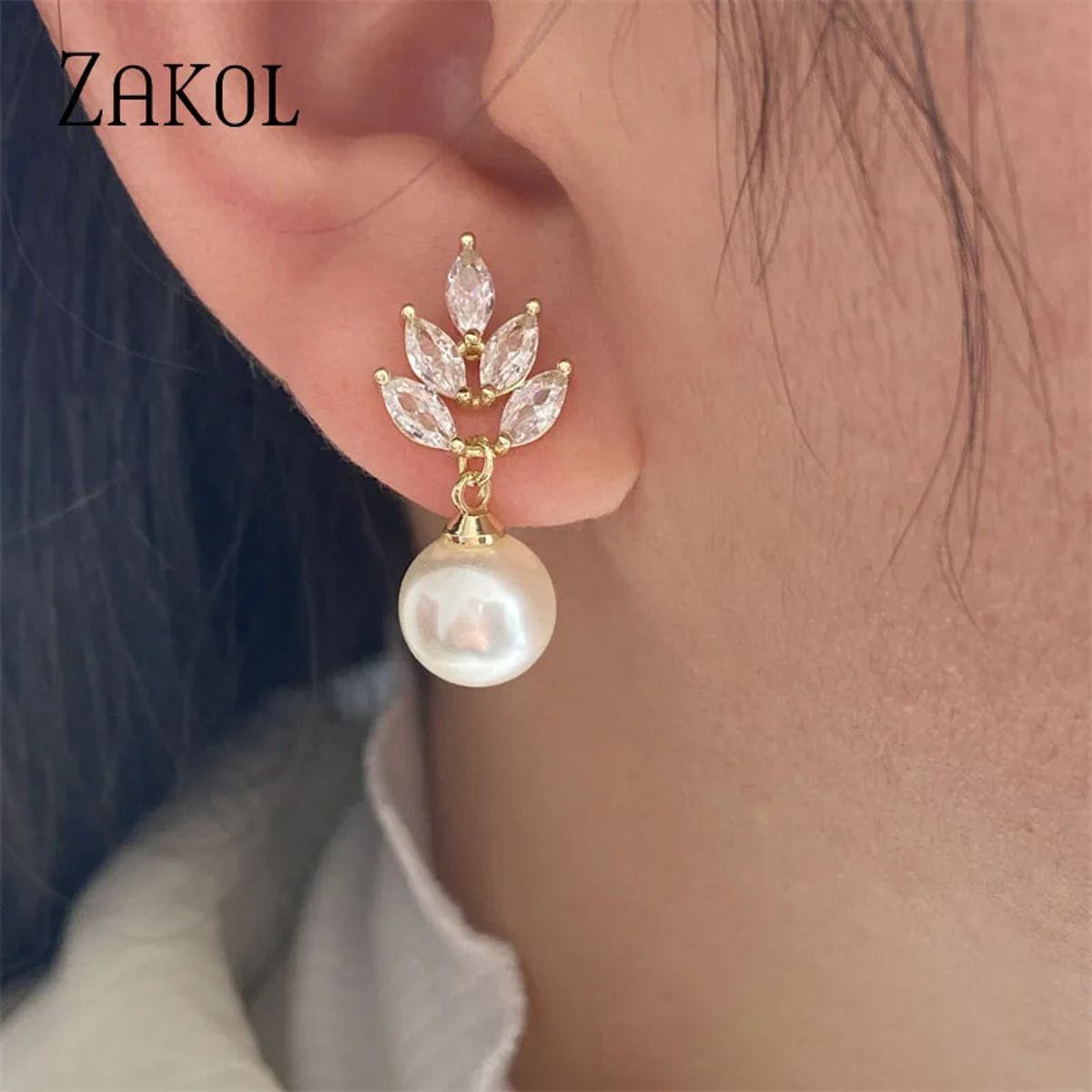 Elegant Leaf-Inspired Pearl & Zirconia Dangle Earrings for Women