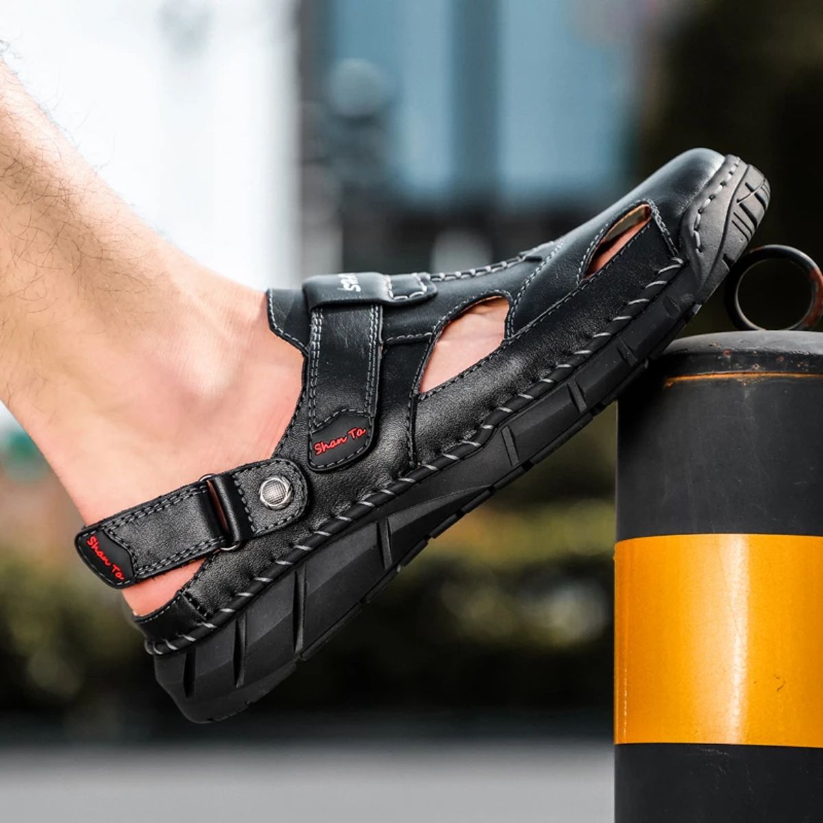 Classic Men's Leather Sandals – Lightweight Outdoor Casual Footwear