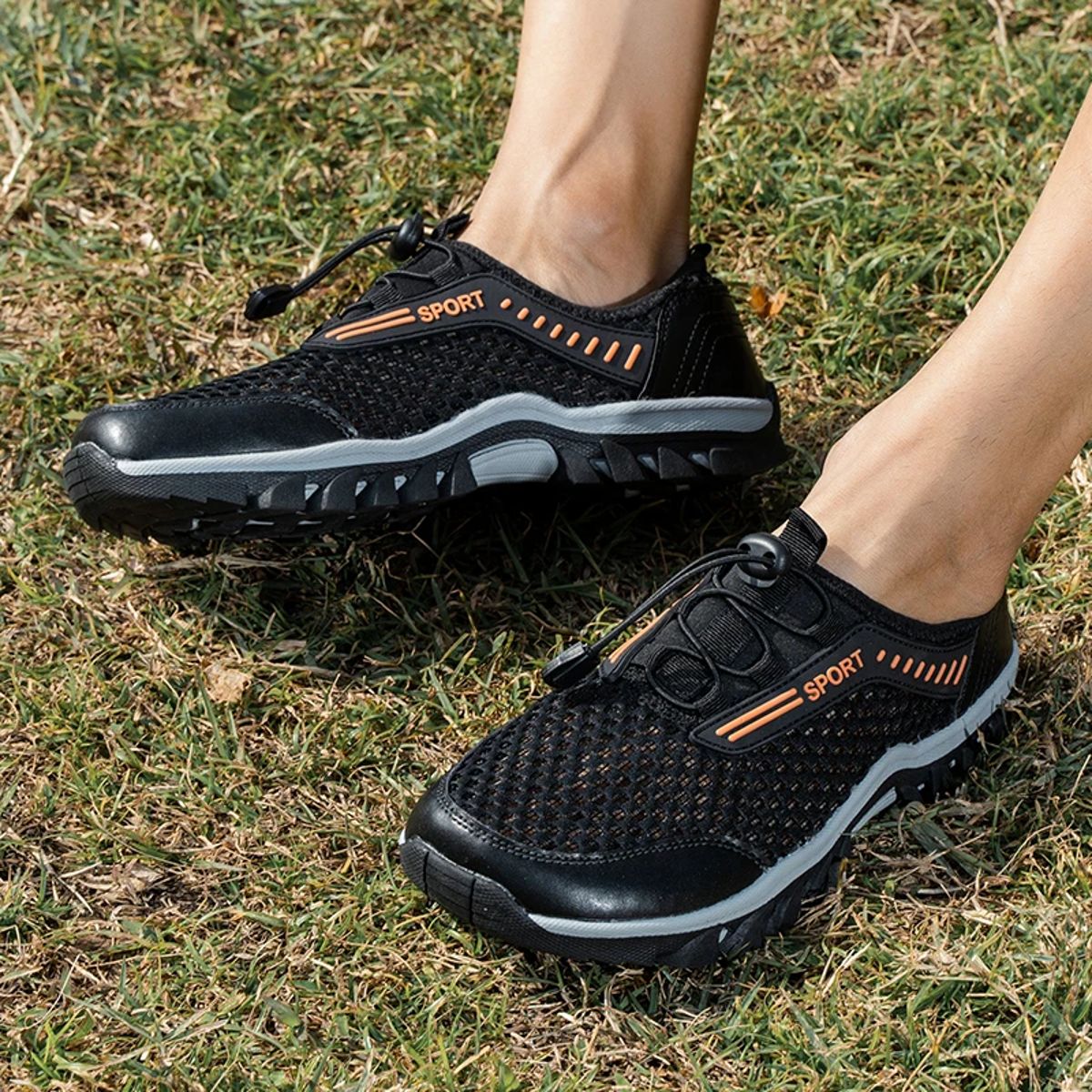 Breathable Mesh Men's Outdoor Sneakers for Hiking and Walking