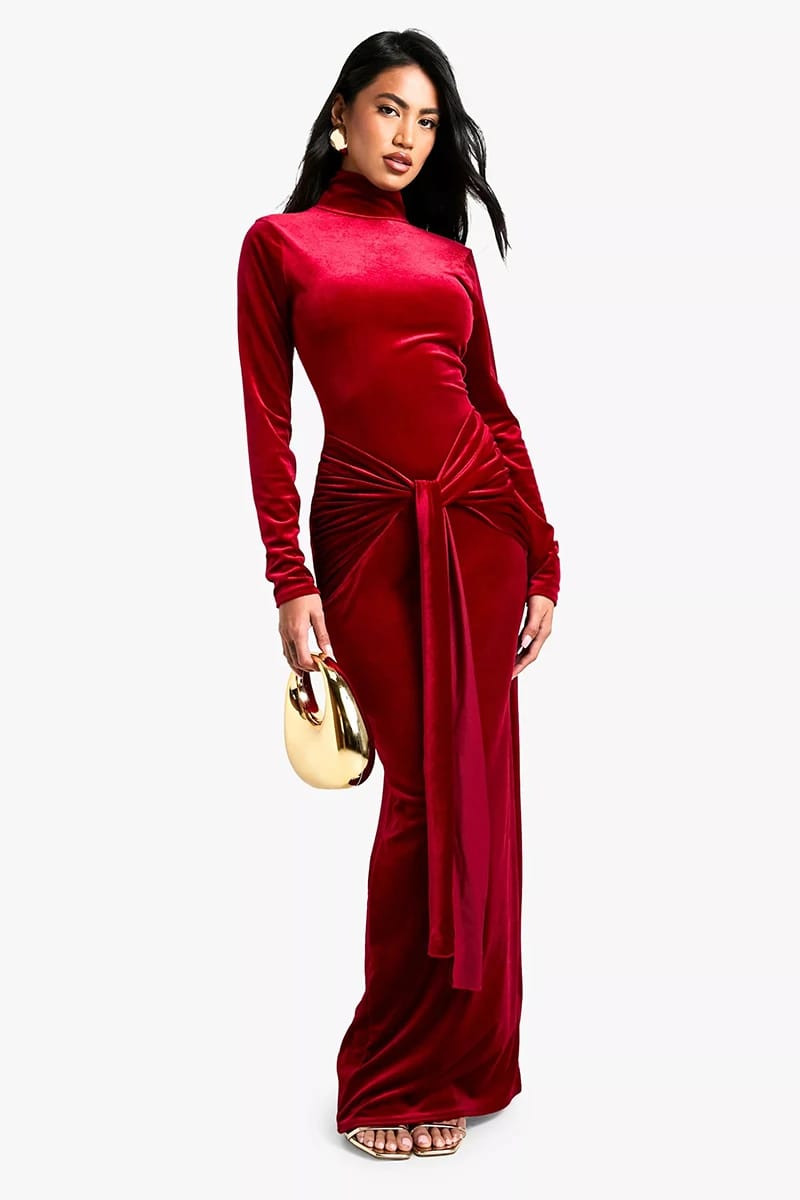 Chic Long Sleeve Maxi Dress with Turtleneck and Ruched Design