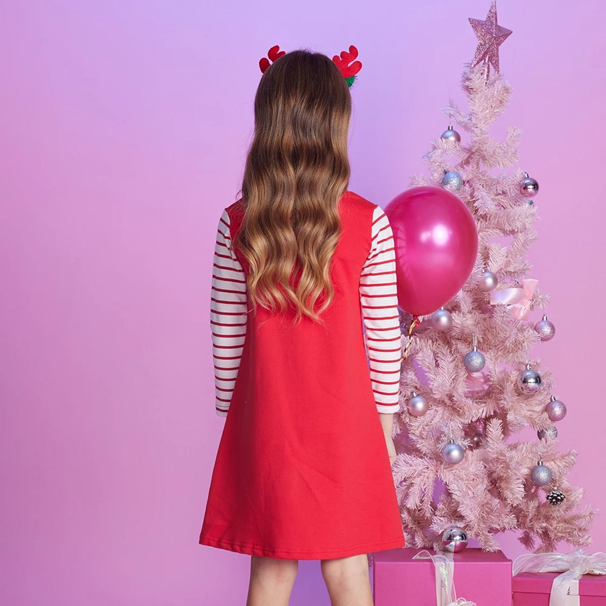 Charming Winter Dress for Girls with Snowman Design